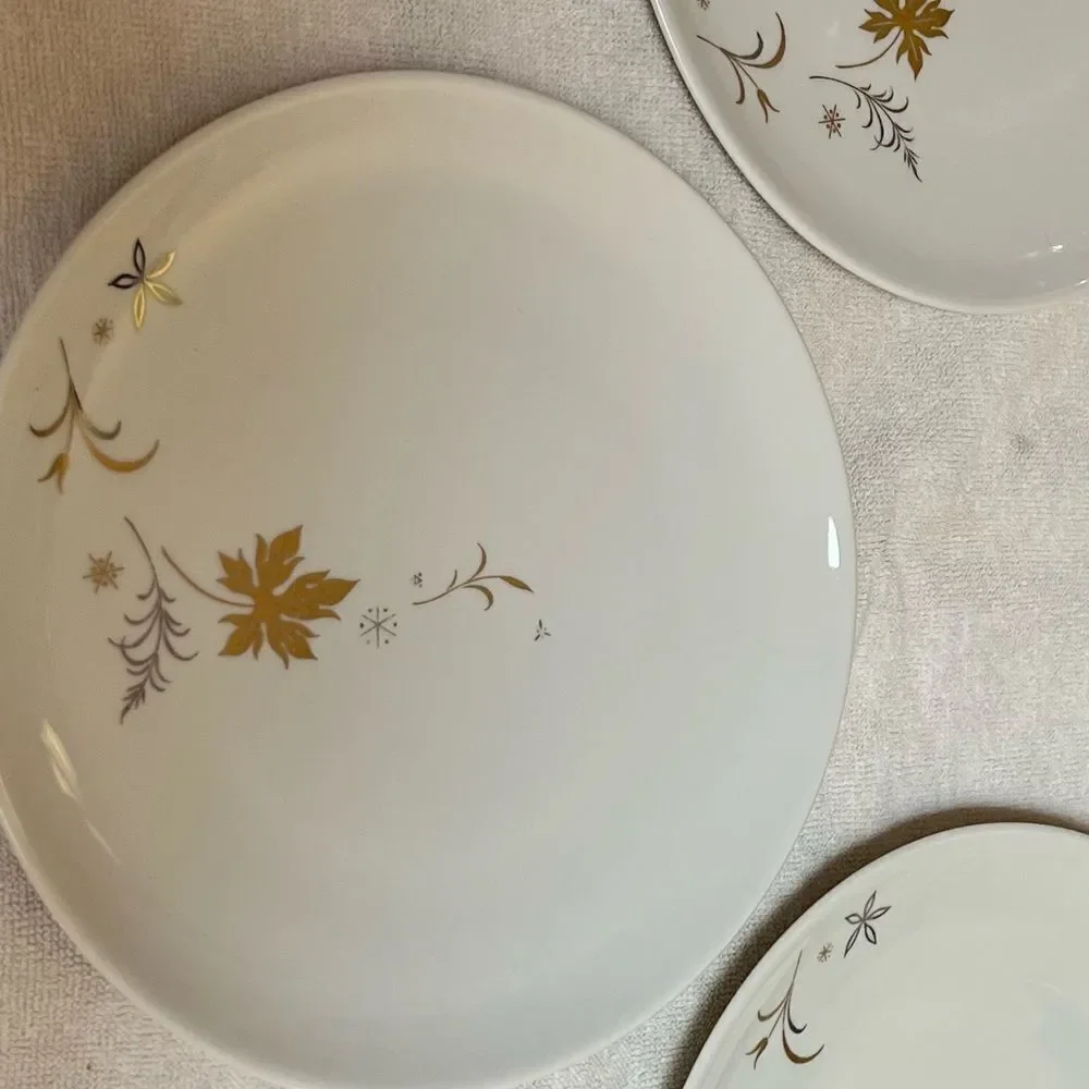 ROYAL JACKSON White Gold Set 3 Saucers Small Bites Fruit Elegant Design 8 1/4 In